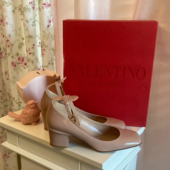 Vanentino Garavani Tan-go patent nude Mary Jane, 38. - Picture 1 of 7
